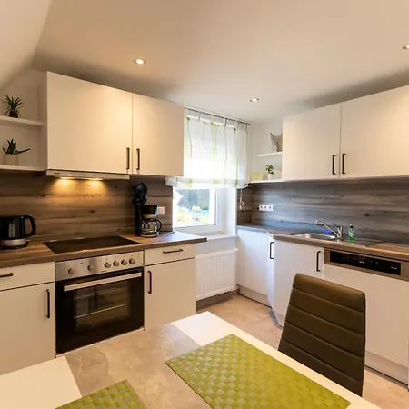Tietze Apartment *